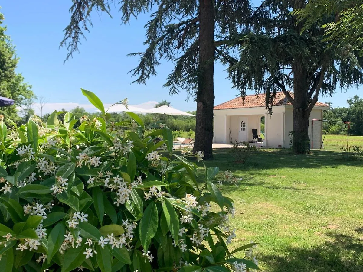 Bed & Breakfast Chambre D'Hotes Et Table D'Hotes Domaine De La Terrasse Sas Et Gite Anda Montauban Lacourt-Saint-Pierre
